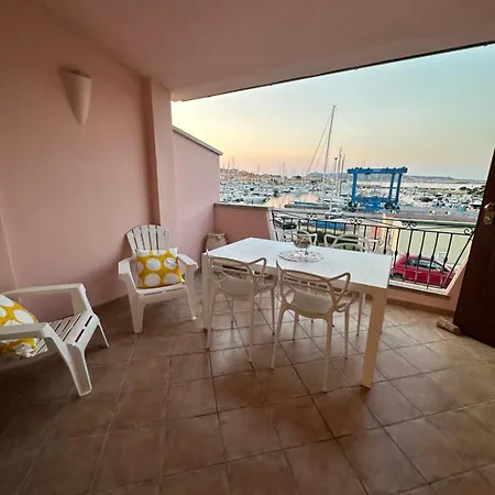 Riva Dei Lestrigoni Appartement *