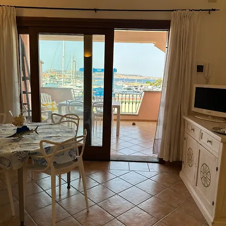 Riva Dei Lestrigoni Appartement *